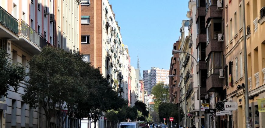 Piso en venta en calle de Gaztambide, Madrid.